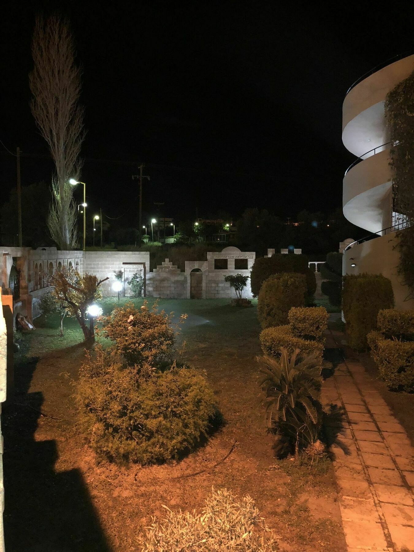 מלון פליראקי Jimmy'S Garden מראה חיצוני תמונה